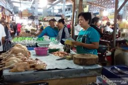 Harga daging ayam di Jember melonjak jelang Ramadhan