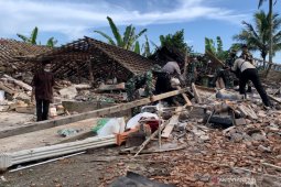 Gempa Malang menyisakan trauma bagi korban