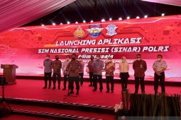 Kapolri pimpin peluncuran aplikasi Sinar untuk perpanjang SIM secara daring