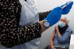 Empat orang di Italia meninggal akibat pembekuan darah langka usai menerima vaksin COVID-19 AstraZeneca