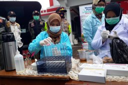 Dinkes Kota Kediri uji sampel jajanan takjil dijual pedagang musiman