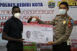 Satlantas Polres Kediri Kota giatkan sosialisasi untuk tekan pelanggaran