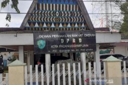 Masyarakat Padangsidimpuan pertanyakan fungsi pengawasan DPRD
