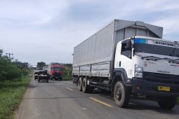 Ramadhan  hari ke-5  jalan lintas timur Sumatera Mesuji dipadati kendaraan