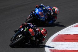 Quartararo juara GP Portugal, rival-rival bertumbangan