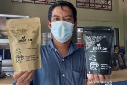 Liber.Co binaan Poltesa mengembangkan produk kopi Sambas berasa pisang