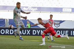 Monaco memangkas jarak dari puncak setelah cukur Bordeaux 3-0