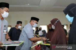 Gubernur Babel rapat darurat penanganan COVID-19 di Muntok