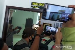 Lanjut ke Balai Kota, KPK geledah ruang kerja Wali Kota Tanjungbalai