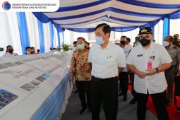 Menko Luhut berharap Bandara Kediri rampung pada pertengahan 2023