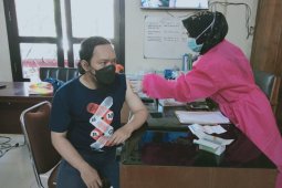Total 11.844.579 orang telah jalani  vaksinasi COVID-19