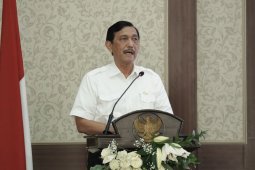 Menko Luhut ingatkan pemda Malang Raya tetap waspadai penyebaran COVID-19