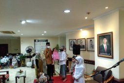 DPRD Surabaya beri santunan ratusan anak yatim piatu
