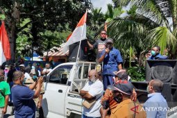 Massa pendukung desak pasangan HEMAT segera dilantik