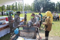 Pembagian Sembako di Jombang