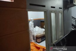 Polisi selidiki temuan jasad pria positif COVID-19 di kamar penginapan