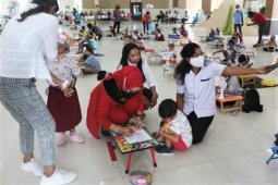 Istri Gubernur Maluku rayakan HUT dengan lomba menggambar untuk anak