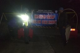 Satu mobil dan motor terkena semburan lumpur dari erupsi freatik Kawah Sileri Dieng, ini penjelasannya