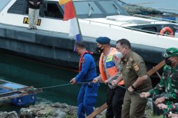 Keramba jaring apung di Silahisabungan ditertibkan