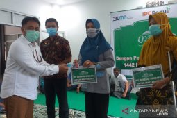 PT Pelindo II salurkan 976 voucher kepada tenaga kerja bongkar muat
