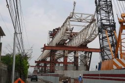 Ministry builds access road to support Ahmad Yani Airport operation
