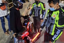 Satlantas Banjarmasin tilang sepeda motor gunakan knalpot bising
