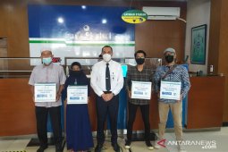 BPD Kalsel bagikan paket Ramadhan untuk pensiunan ASN dan jurnalis