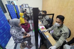 Keluarga awak KRI Nanggala di Tulungagung terima bantuan SIM gratis