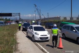 Polisi catat 963 kendaraan diputar balik di Cileunyi Bandung