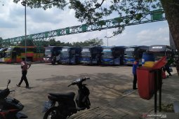 Terminal Leuwipanjang Bandung tidak ada lonjakan calon penumpang