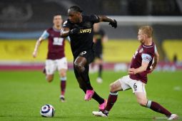 Pemilik West Ham sewa jet pribadi untuk Michail Antonio
