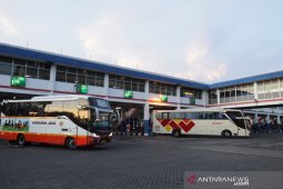 Larangan transportasi untuk mudik mulai berlaku besok