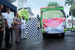 Pemprov Maluku - TGPP bagikan 6.375 paket bahan pokok untuk warga prasejahtera