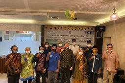 BPJAMSOSTEK - Disnaker - SPN Ternate salurkan bantuan sembako ke pekerja
