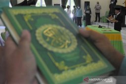 Bupati Gorontalo lantik 87 Kepala Desa terpilih