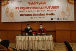 Pelemahan harga emas momentum untuk beli