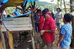 Masyarakat gelar ritual "Basamsam" untuk bersihkan desa dari penyakit