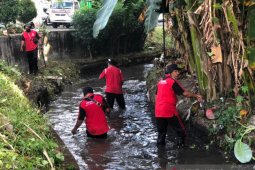 Pemkot Denpasar bersihkan sungai cegah banjir