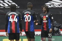 Crystal Palace lolos dari ancaman  degradasi