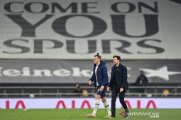 Tottenham ingin jadi tim enam besar  pertama yang menang di Leeds