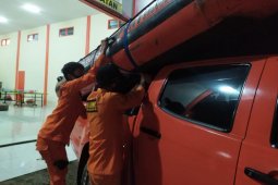 Bocah 14 tahun terjatuh dan terseret arus sungai saat bermain di atas jembatan