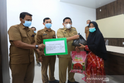 Aminullah salurkan bantuan untuk disabilitas dan fakir miskin