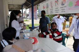 Polres tes urine sopir bus dan angkot, empat positif gunakan sabu