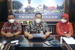 Terinveksi akut COVID-19, seorang awak kapal asing meninggal