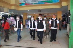 Pemkot Ambon pantau penerapan protokol kesehatan di pusat perbelanjaan