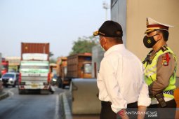 Petugas sekat di perbatasan sulit bedakan pemudik & pekerja
