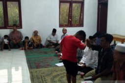 Patut dicontoh! Hasil jasa kebersihan dan budidaya ikan NNB Aek Libung untuk santunan anak yatim