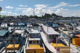 Nelayan di Belitung kembali turun melaut pada hari ketiga lebaran