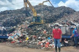Cuti lebaran wali kota Andrei Angouw pantau TPA Sumompo