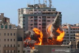 Serangan udara Israel di Gaza hancurkan Gedung Al-Jalaa